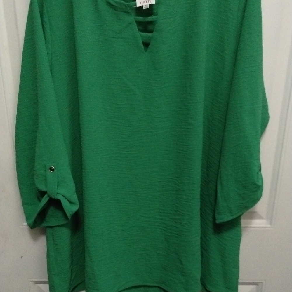 NAIF Emerald V-Neck Top